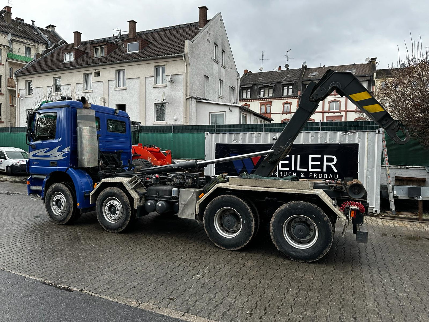 Mercedes Benz Actros 3241