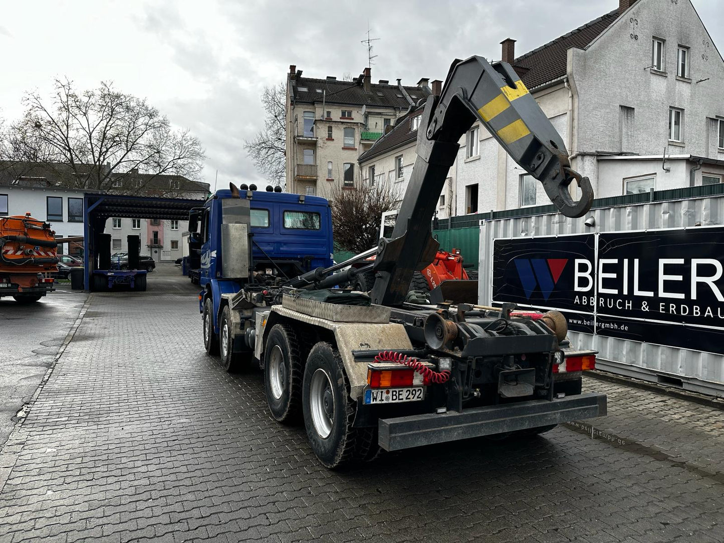 Mercedes Benz Actros 3241